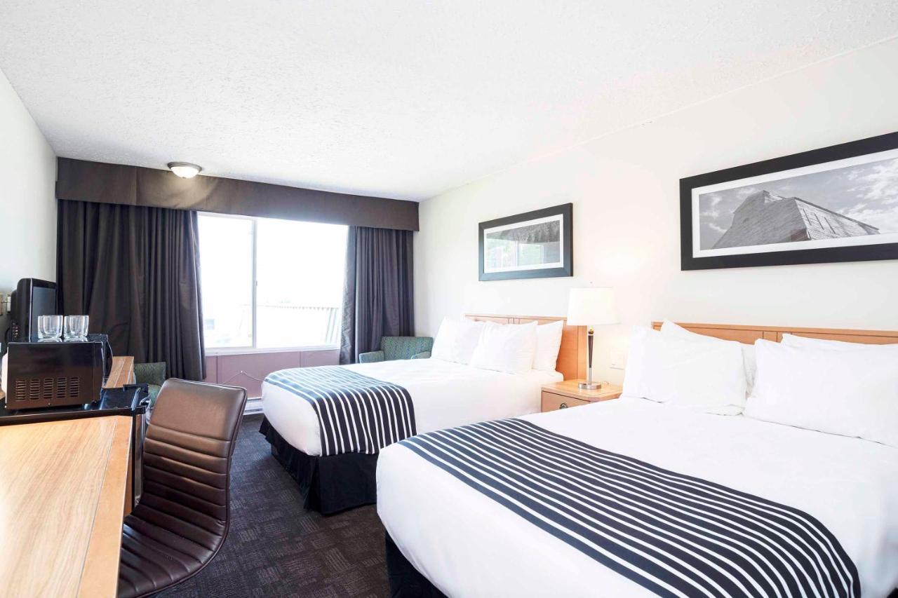 Sandman Inn Mcbride Luaran gambar